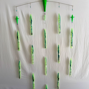 40" Bar 10" Bird 15" Squid - Lumo